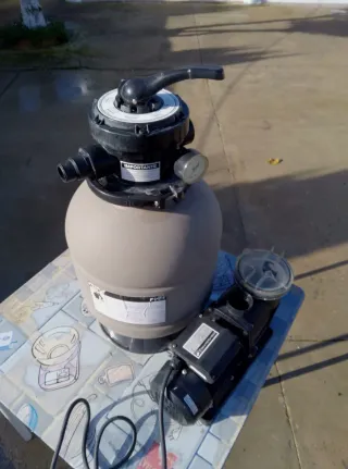Depuradora y Bomba Piscina