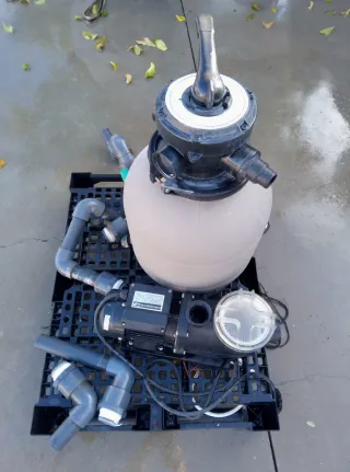 Depuradora y Bomba Piscina