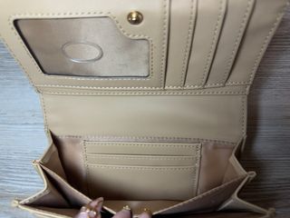 Guess Lida Trifold Wallet (cartera trifold beige)