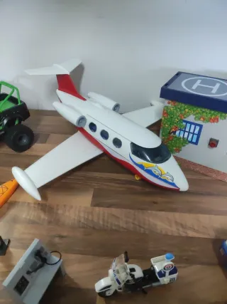 Playmobil: Coche, Avión, Moto y Comisaría