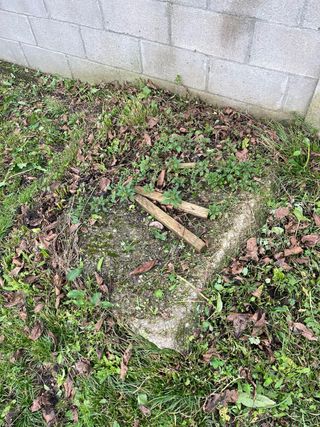 Fregadero de piedra antiguo