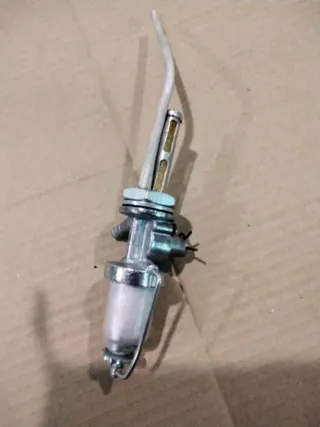 Grifo gasolina Vespa