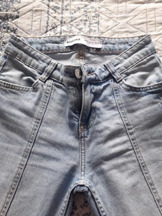 Pantalón vaquero claro recto