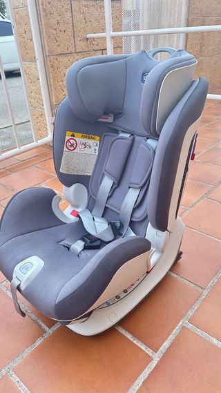 Silla de coche Chicco gris