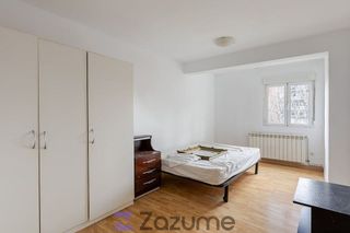 Piso en alquiler en Moscardó en Madrid