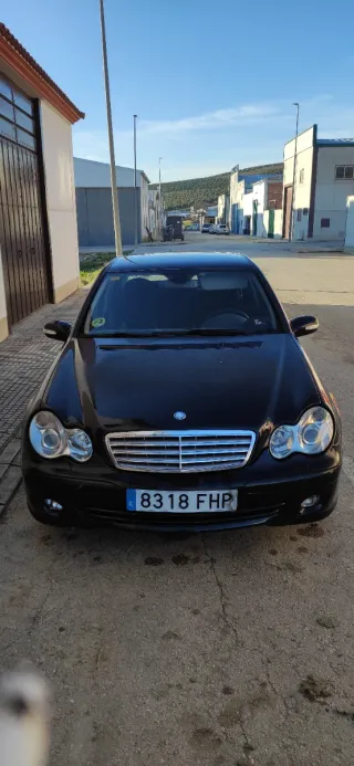 Mercedes-Benz Clase C 2006