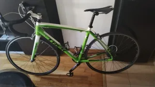 Trek Madone 2.3
