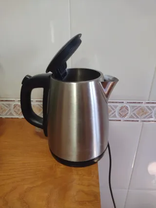 Hervidor de agua eléctrico 1L