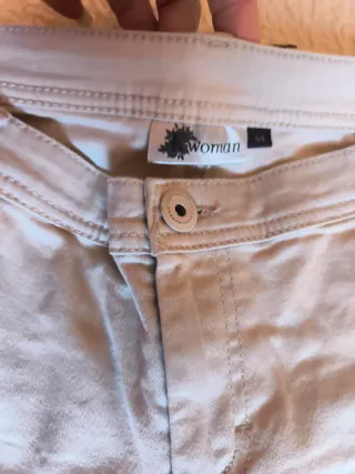Pantalón beige