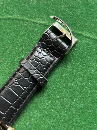 Reloj LCT Cuarzo Negro y Dorado