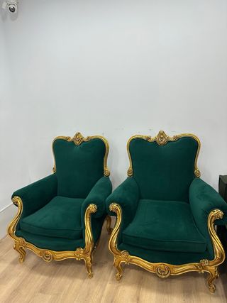 Dos sillones barrocos dorados y verdes