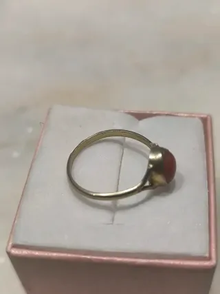 Anello vintage in argento e corallo