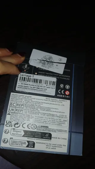 Puzzle 3D Metal Carroza sin usar