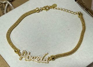 Pulsera dorada con nombre Abuela