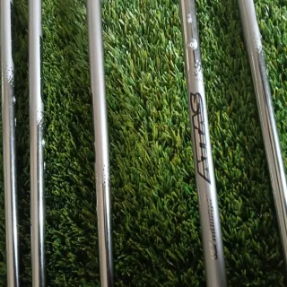 Set de 7 palos de golf P, 9, 8, 7, 6, 5