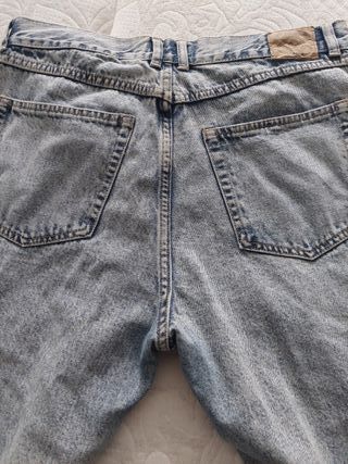 Calças Pull & Bear 42 EUR