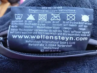 Parka negra talla S 36.Wellensteyn