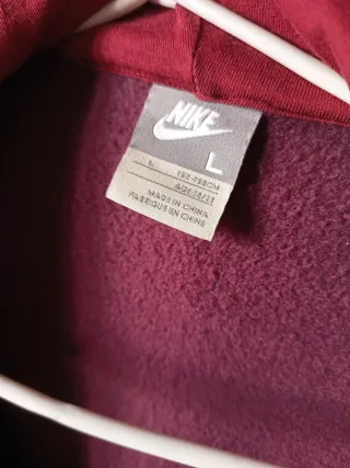 t. L Nike. Escucho oferta: No regalo. Sudadera