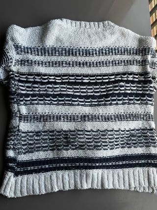 Jersey de punto rayas azules y blancas