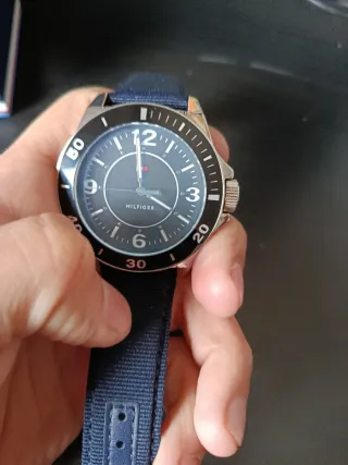 Reloj Tommy Hilfiger Negro y Azul