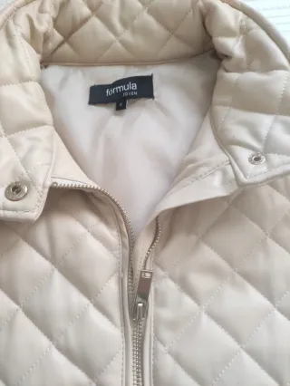 Bomber acolchada Formula Joven Beige