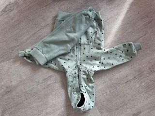 Roupa bebé menina com corações