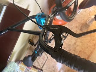 Bicicleta BMX GT Racing Negra