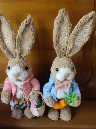 Pareja conejitos Pascua decorativos