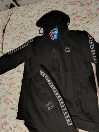 Chándal Adidas Negro.