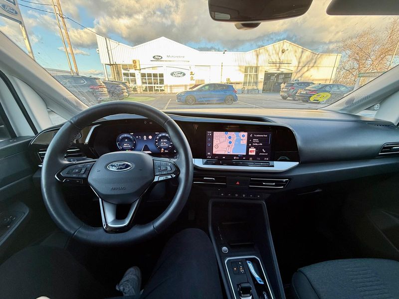 Ford Tourneo Connect 2025, foto 13