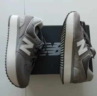 Zapatillas New Balance Mujer Gris/Blanco