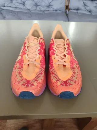 Zapatillas Hoka Naranja y Rosa