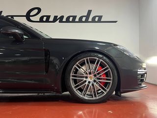 Porsche Panamera 4 E-Hybrid Executive