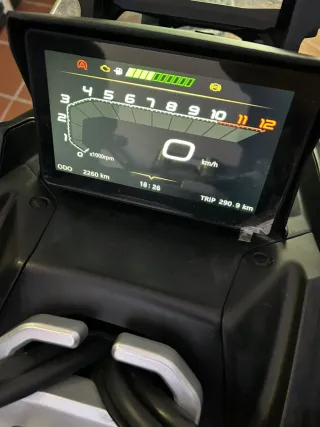 Moto 125cc ADV Automática