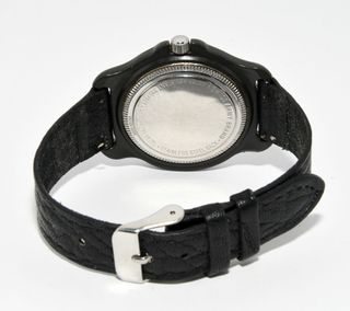 Reloj Swiss Army Negro y Rojo