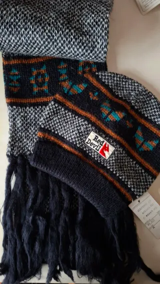 Set Sciarpa e Cuffia Red Devil Fantasy