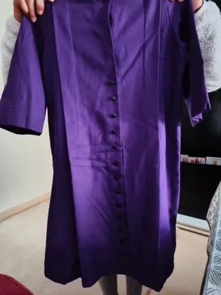 Túnica Nazareno Morada + escudo bordado