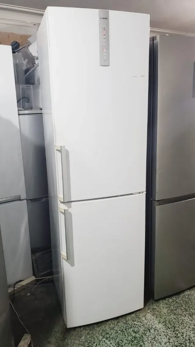 Nevera Bosch No Frost 2m x 60cm clase A ++