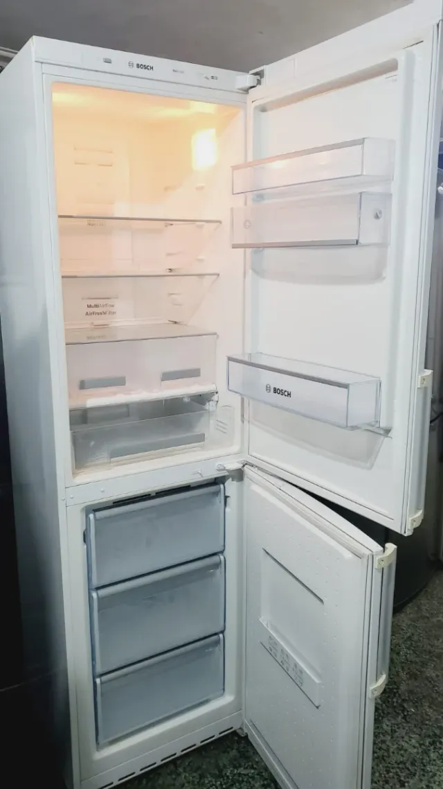 Nevera Bosch No Frost 2m x 60cm clase A ++