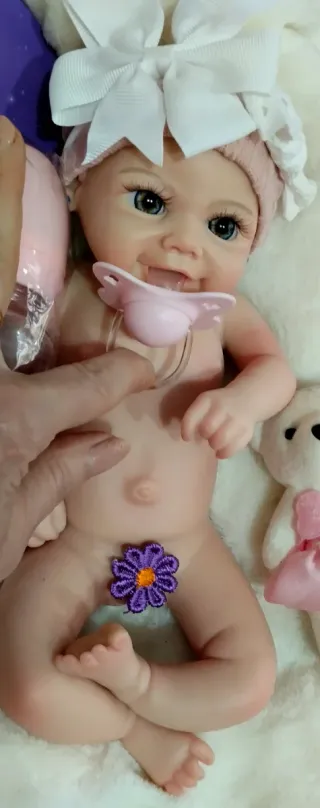Bebé Reborn Silicona Completa 33 .34 cm