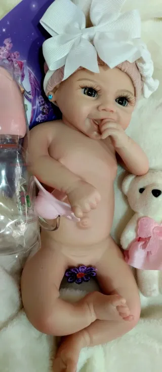 Bebé Reborn Silicona Completa 33 .34 cm