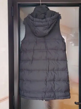 Chaleco acolchado Zara Negro con Capucha