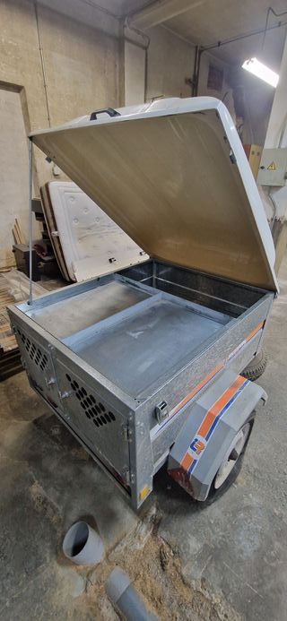 Remolque Iberica 300 con tapa- RECOJIDA EN MANO