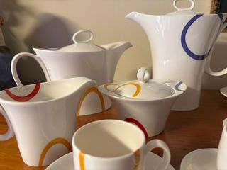 Juego de café de porcelana multicolor