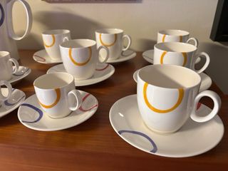 Juego de café de porcelana multicolor