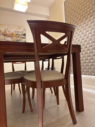 Conjunto Comedor: Mesa, 6 Sillas y Lámpara