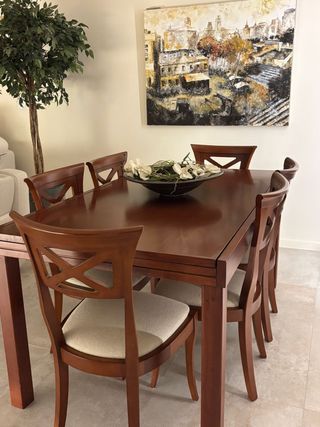 Conjunto Comedor: Mesa, 6 Sillas y Lámpara