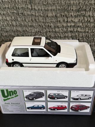 Fiat Uno Turbo I.E. 1.4 1990 1:18 Laudoracing