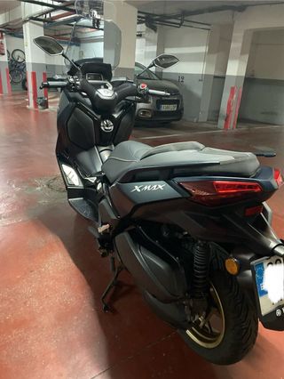 Yamaha XMAX 300 2023 Verde