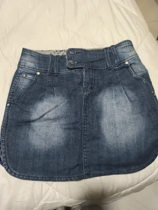 Falda vaquera corta